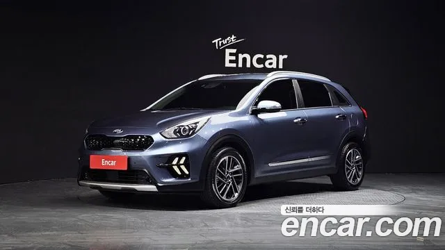 Kia Niro 2020 — фото 1