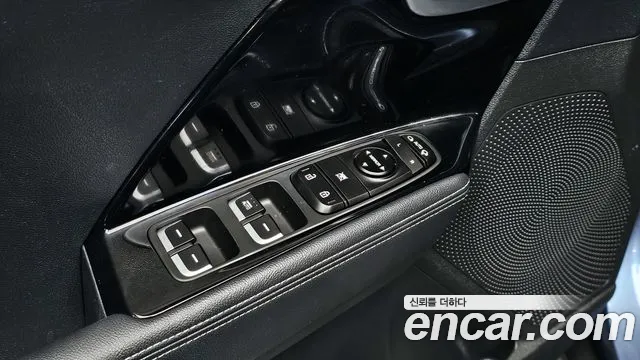 Kia Niro 2020 — фото 18