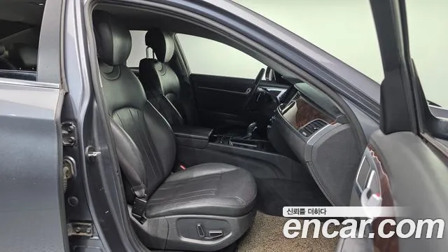 Hyundai Genesis 2016 — фото 10