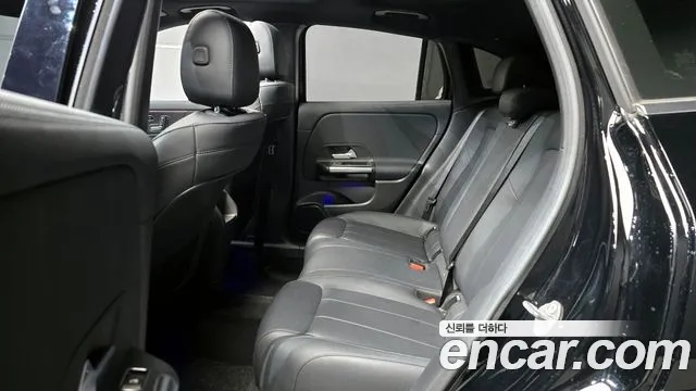 Mercedes-Benz GLA-Class 2021 — фото 18