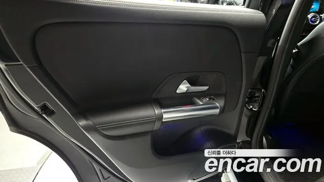 Mercedes-Benz GLA-Class 2021 — фото 15