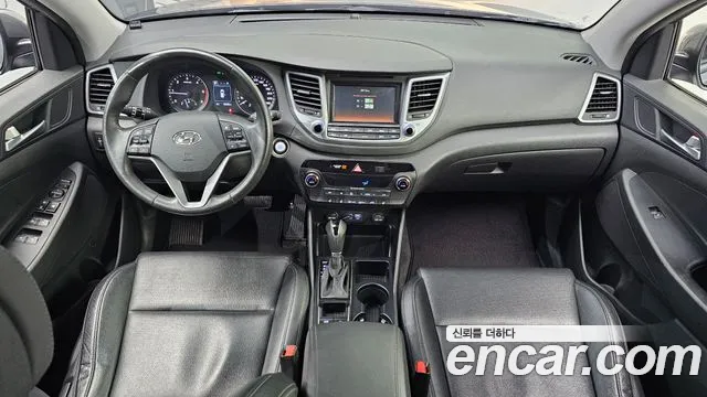 Hyundai Tucson 2017 — фото 9