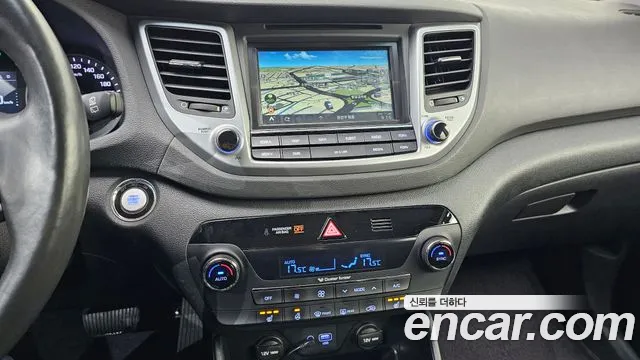 Hyundai Tucson 2017 — фото 19