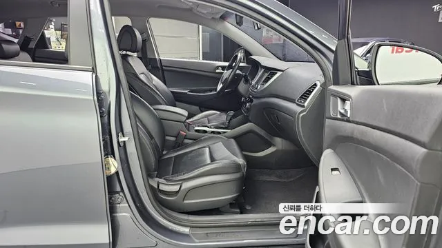 Hyundai Tucson 2017 — фото 15