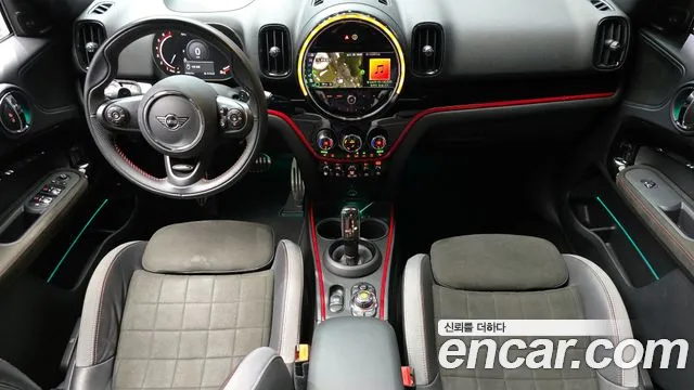Mini Countryman 2021 — фото 10