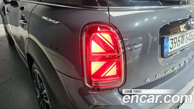 Mini Countryman 2021 — фото 9