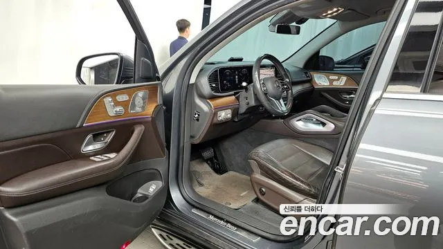 Mercedes-Benz GLE-Class 2019 — фото 12