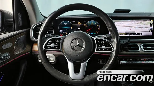 Mercedes-Benz GLE-Class 2019 — фото 18