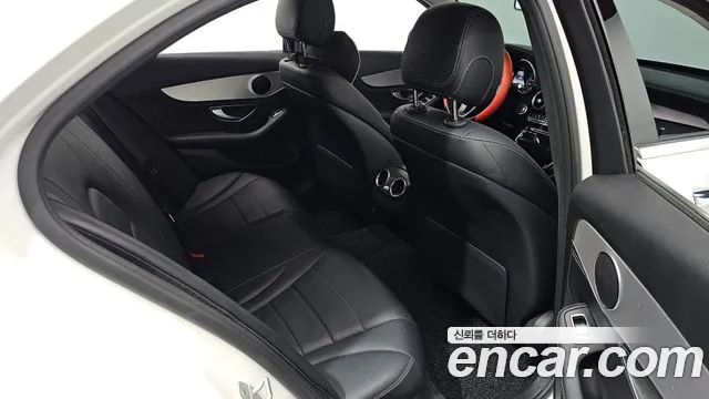 Mercedes-Benz C-Class 2015 — фото 11