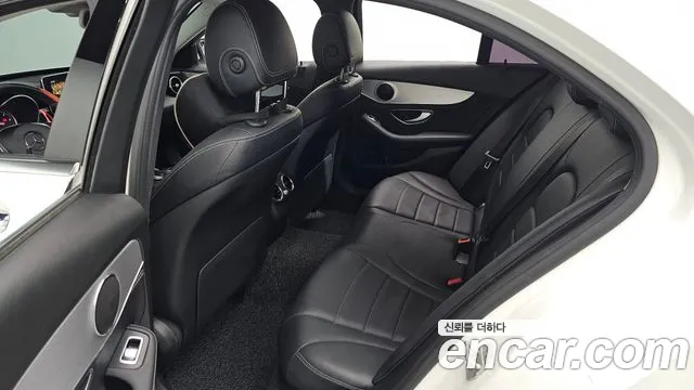 Mercedes-Benz C-Class 2015 — фото 12