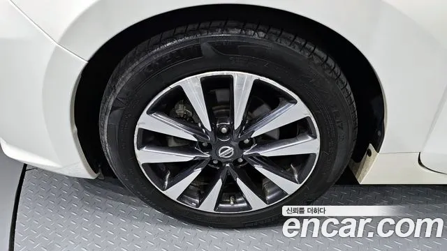 Nissan Altima 2017 — фото 5