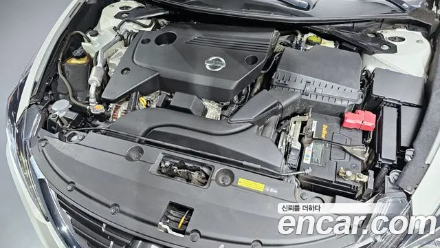 Nissan Altima 2017 — фото 6