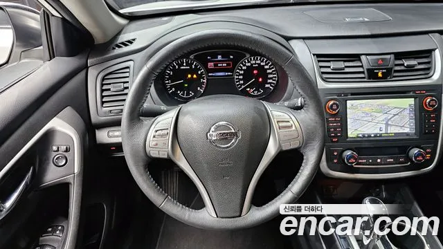 Nissan Altima 2017 — фото 13