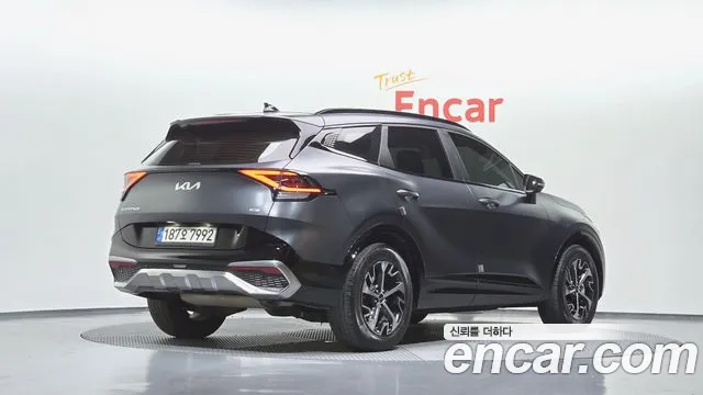 Kia Sportage 2022 — фото 2