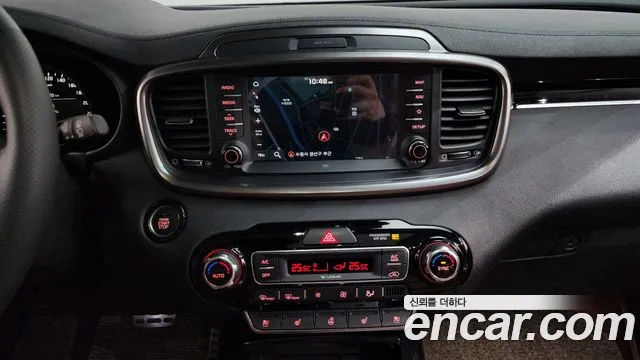 Kia Sorento 2018 — фото 19