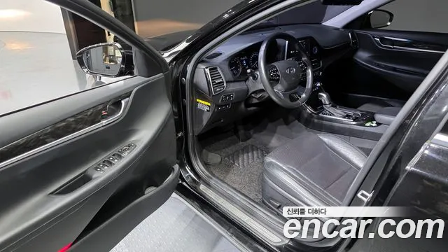Hyundai Grandeur 2019 — фото 10