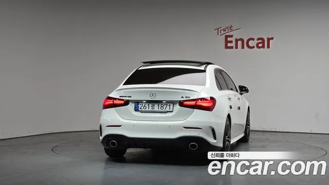 Mercedes-Benz A-Class 2024 — фото 3