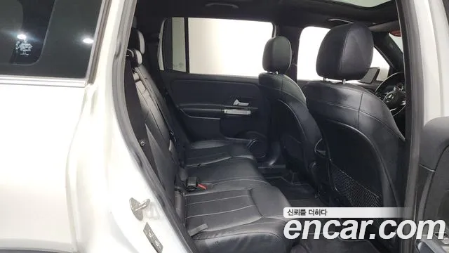 Mercedes-Benz GLB-Class 2021 — фото 20