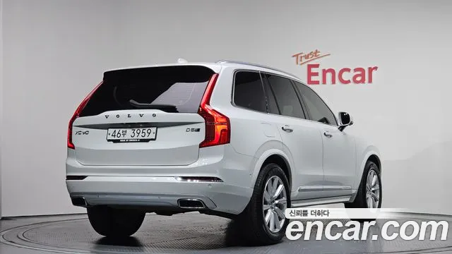Volvo XC90 2017 — фото 2