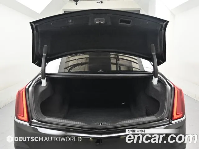 Cadillac CT6 2018 — фото 19