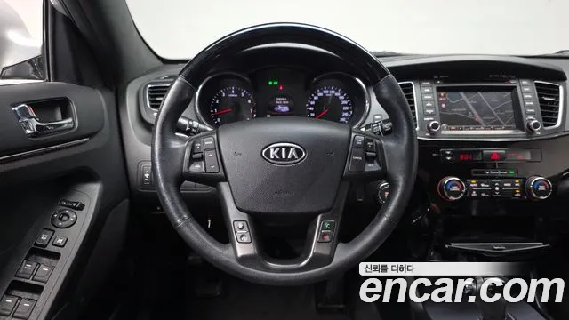 Kia K7 2011 — фото 12
