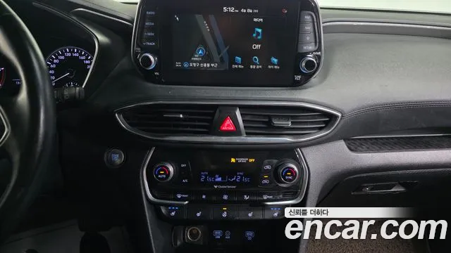 Hyundai Santafe 2019 — фото 14