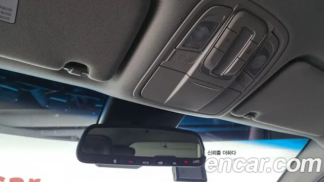 Hyundai Santafe 2019 — фото 19