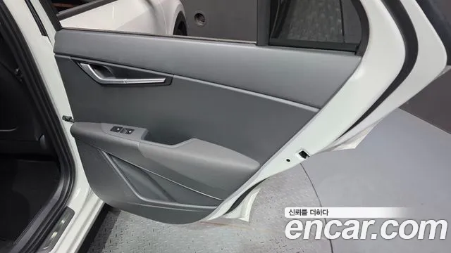 Kia Niro 2025 — фото 15