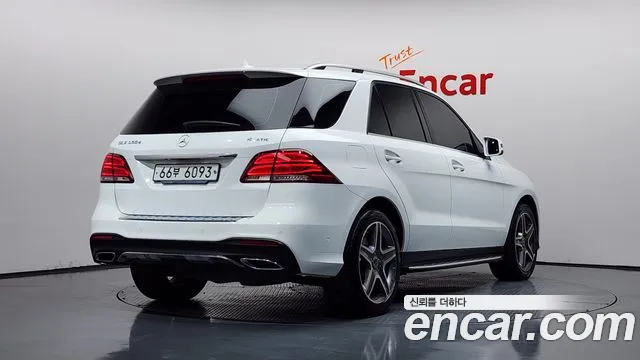 Mercedes-Benz GLE-Class 2018 — фото 2