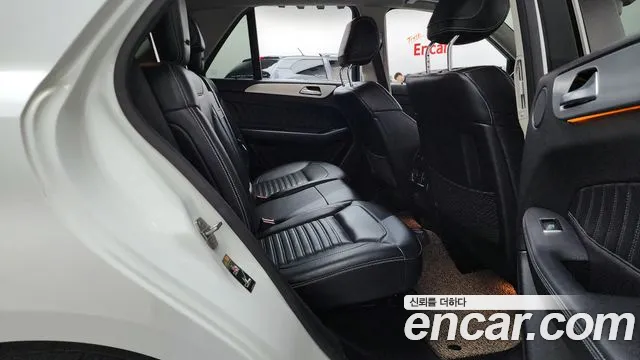 Mercedes-Benz GLE-Class 2018 — фото 12