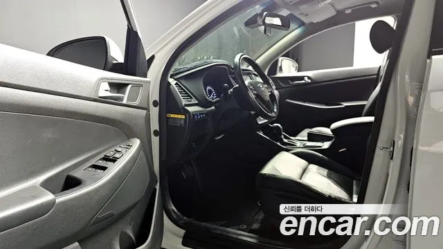 Hyundai Tucson 2018 — фото 13