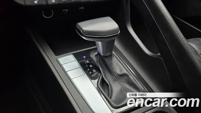 Hyundai AVANTE 2021 — фото 12