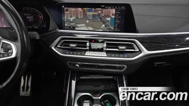 BMW X7 2022 — фото 14