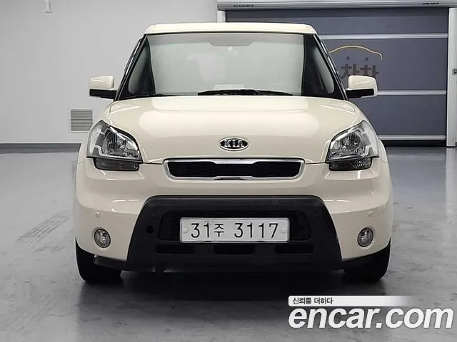 Kia Soul 2011 — фото 2
