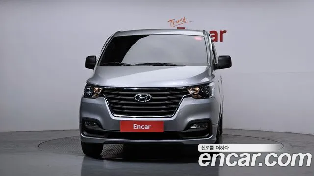 Hyundai Starex 2021 — фото 3