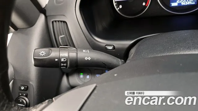Hyundai Starex 2021 — фото 15