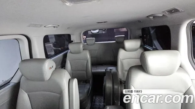 Hyundai Starex 2021 — фото 14