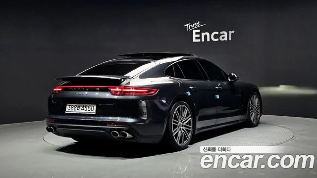 Porsche Panamera 2020 — фото 2