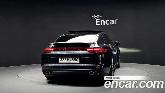 Porsche Panamera 2020 — фото 4