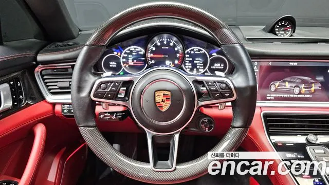 Porsche Panamera 2020 — фото 19