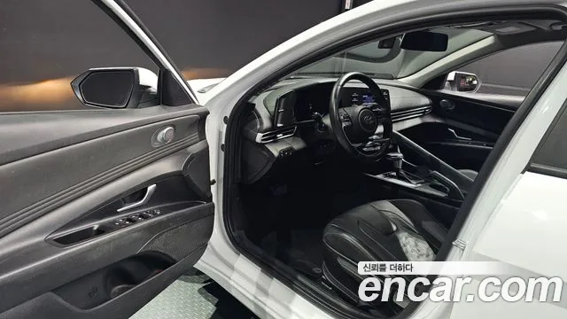 Hyundai AVANTE 2021 — фото 10