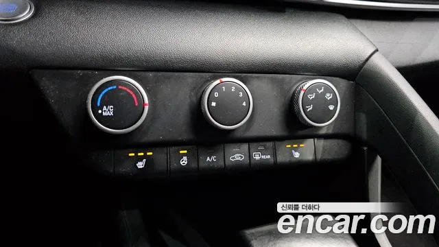 Hyundai AVANTE 2021 — фото 15