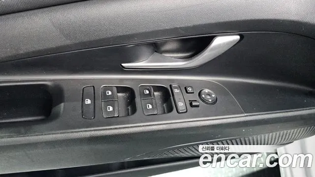 Hyundai AVANTE 2021 — фото 18