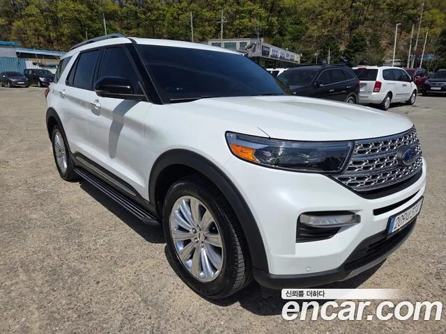 Ford Explorer 2021 — фото 11