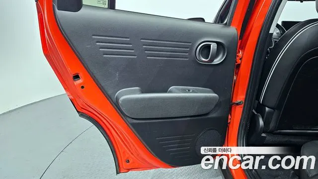 Hyundai Casper 2022 — фото 15