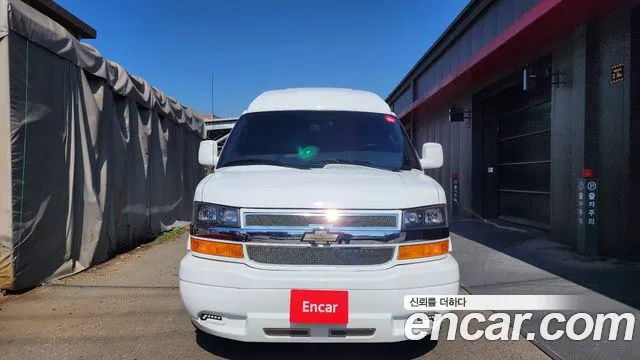 Chevrolet Express Van 2017 — фото 3
