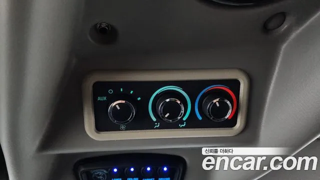 Chevrolet Express Van 2017 — фото 19