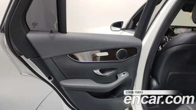 Mercedes-Benz GLC-Class 2020 — фото 15