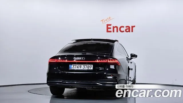 Audi A7 2021 — фото 4