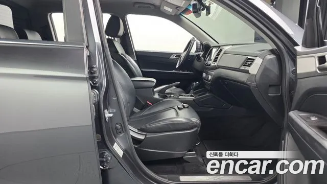 KG_Mobility_Ssangyong Rexton 2019 — фото 17